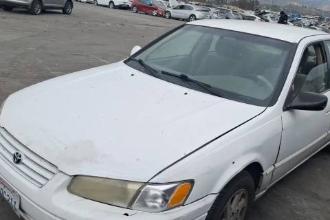 Photo of 1999 Toyota Camry