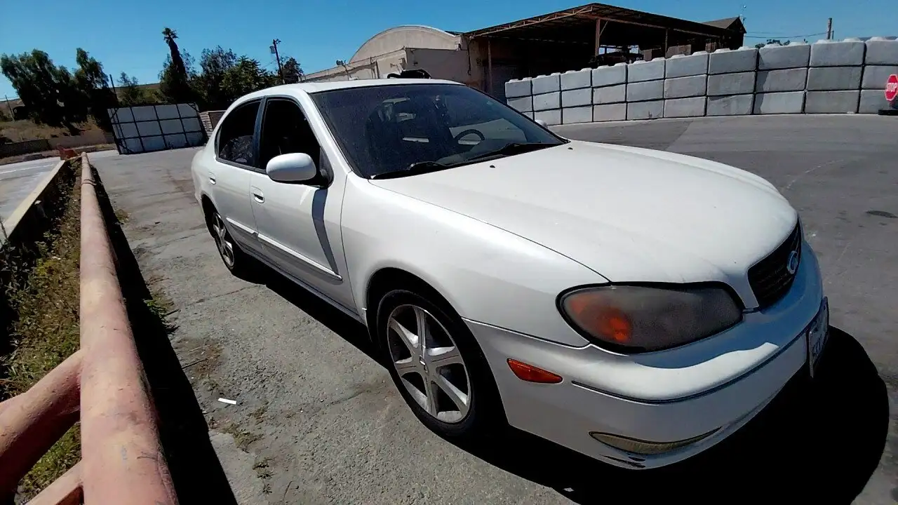Photo of 2002 Infiniti I35