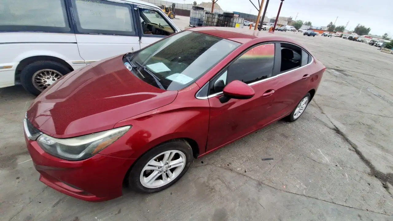 Photo of 2017 Chevrolet Cruze