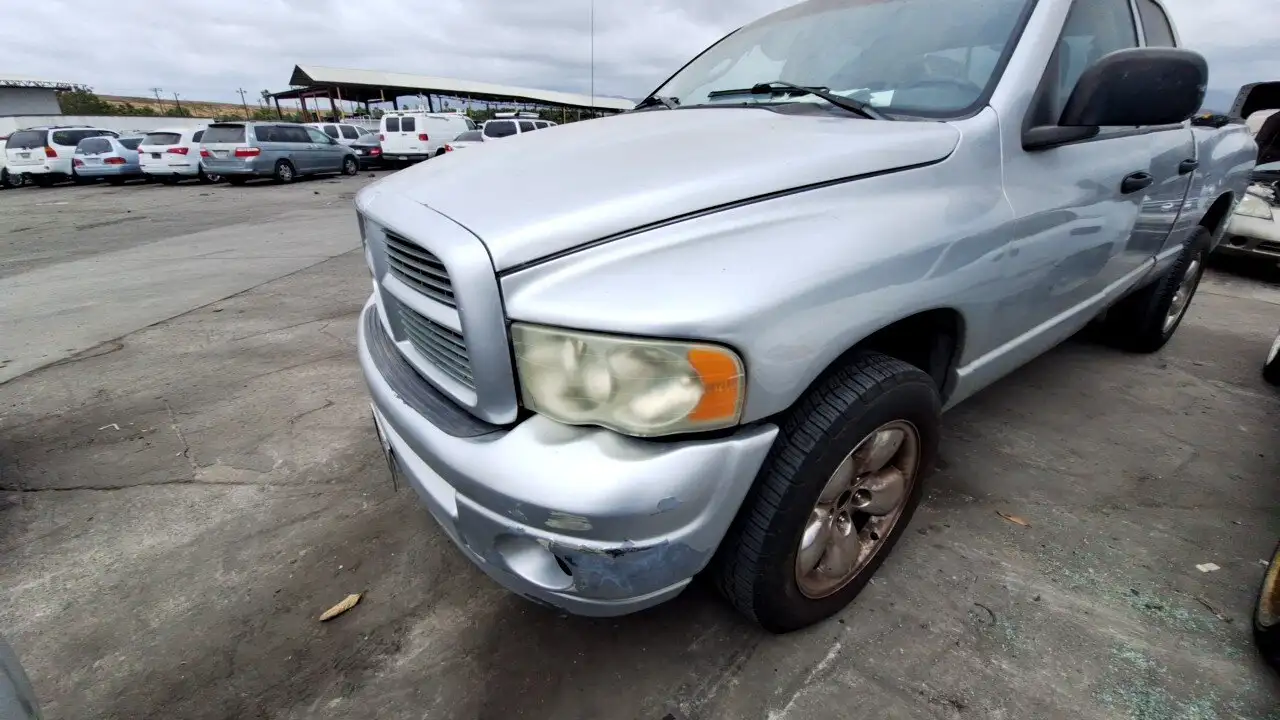 Photo of 2002 Dodge Ram 1500