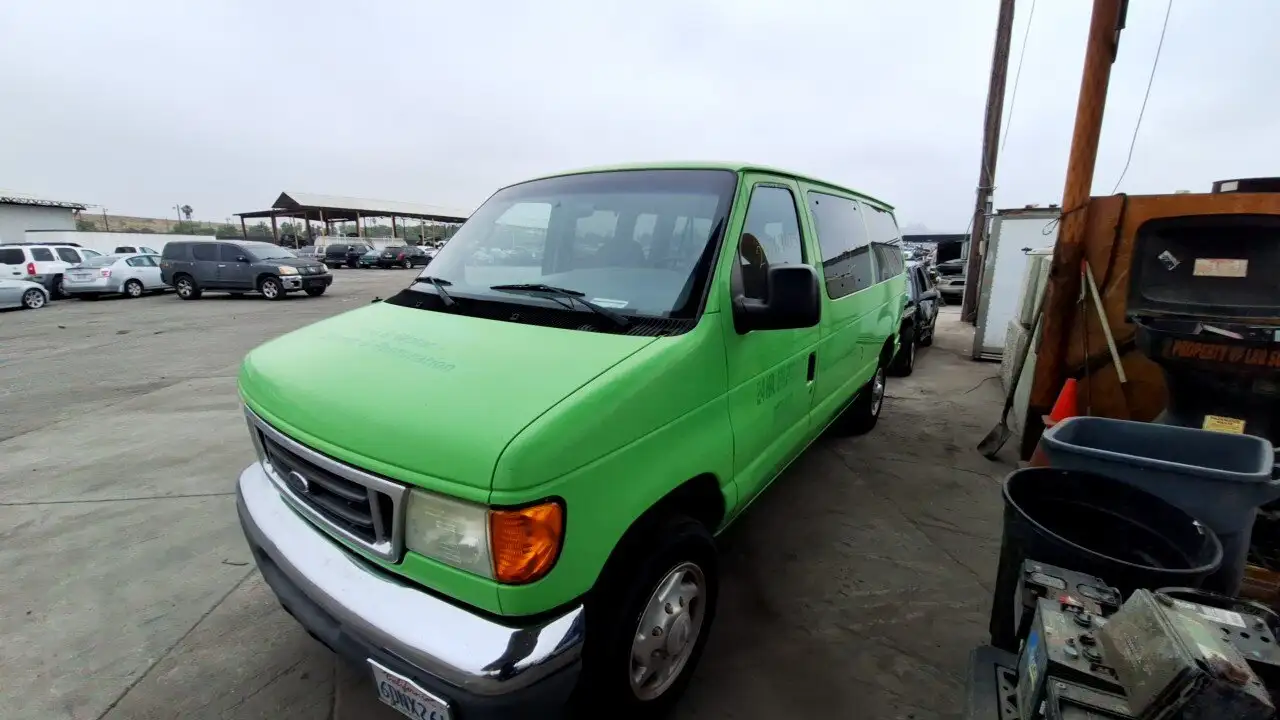 Photo of 2007 Ford E-150