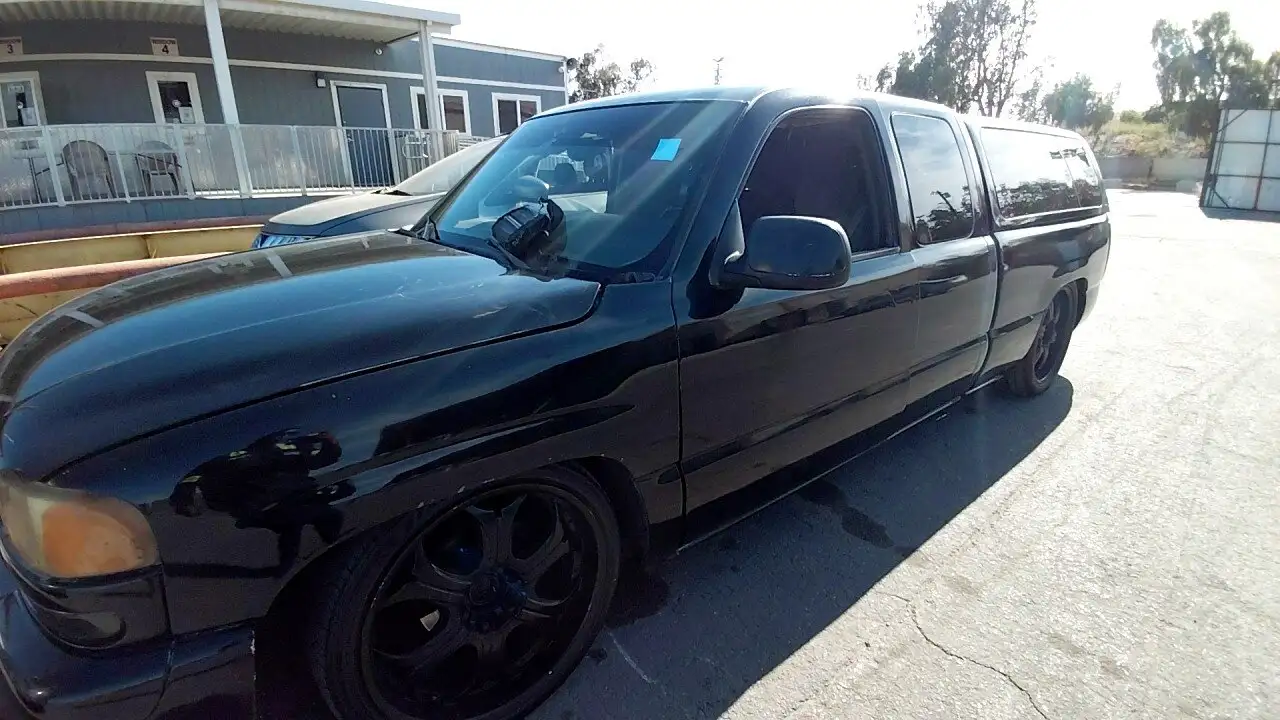 Photo of 2002 Gmc Sierra 1500