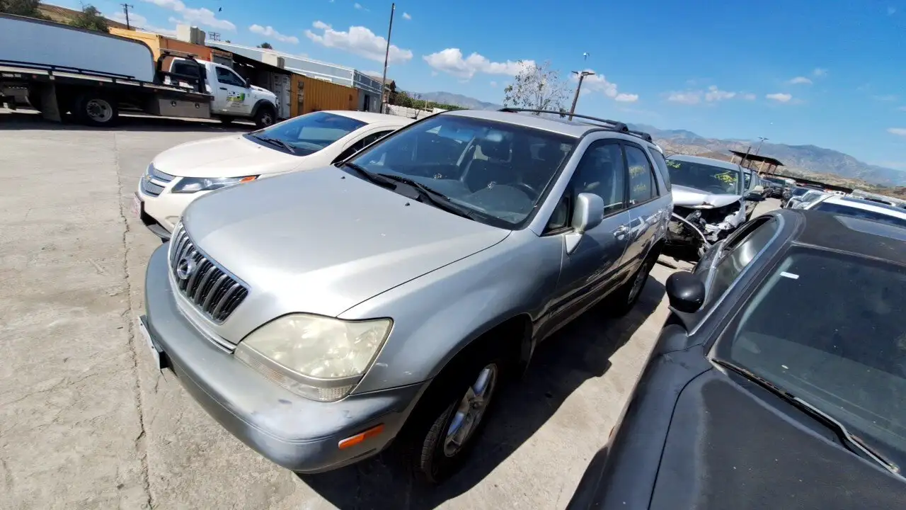 Photo of 2002 Lexus Rx300