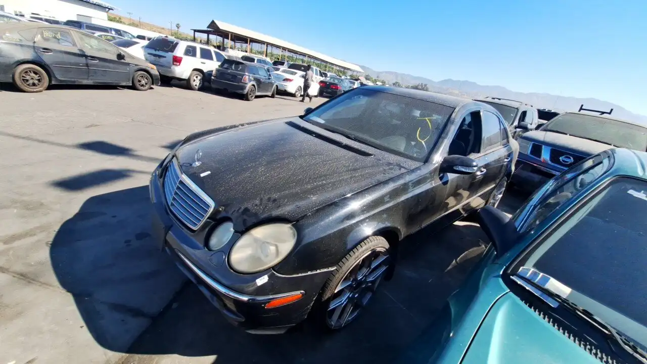 Photo of 2004 Mercedes-Benz E320