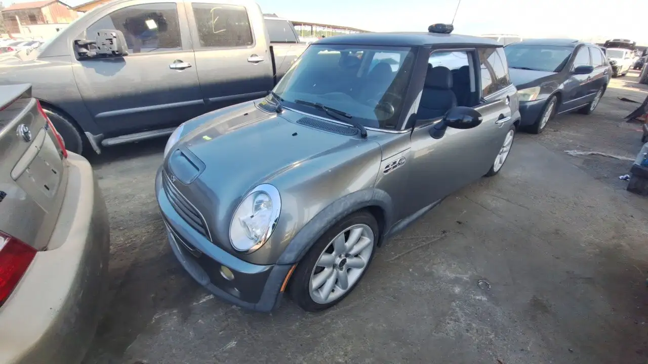 Photo of 2005 Mini Cooper
