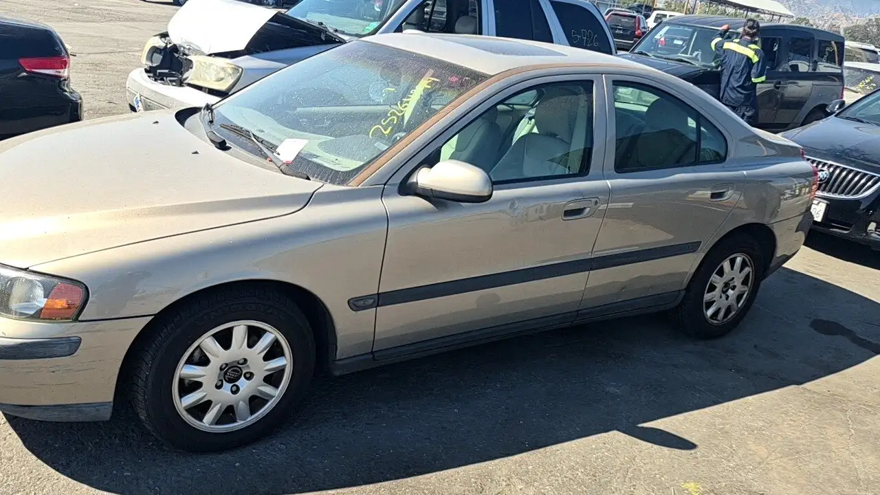 Photo of 2001 Volvo S60