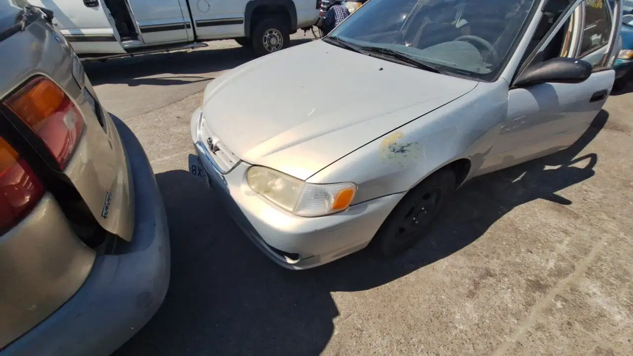 Photo of 2001 Toyota Corolla