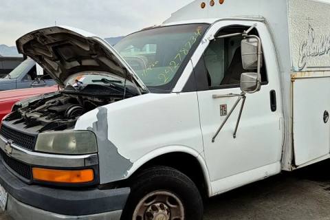 Photo of 2004 Chevrolet Express 3500