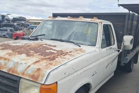 Photo of 1987 Ford F-350