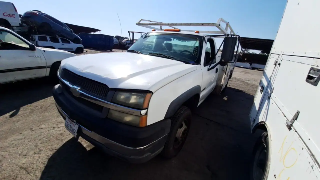 Photo of 2004 Chevrolet C3500