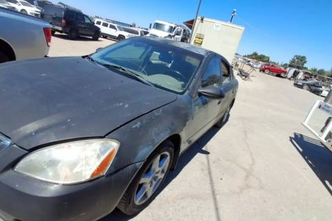 Photo of 2002 Nissan Altima