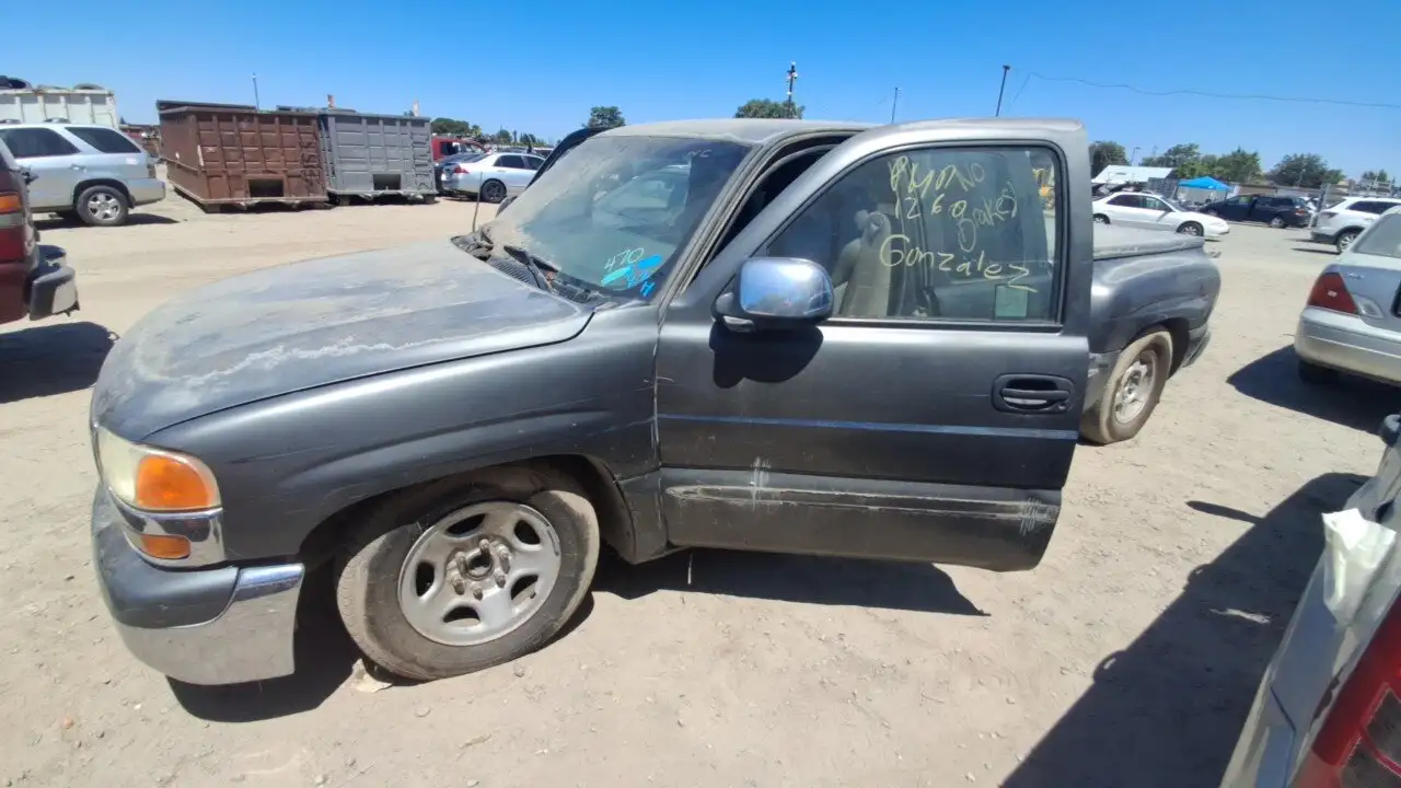 Photo of 2000 Gmc Sierra 1500