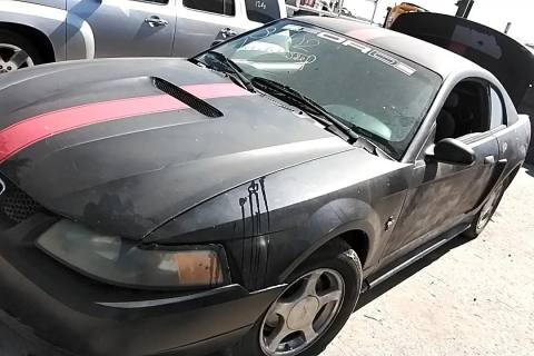 Photo of 2001 Ford Mustang