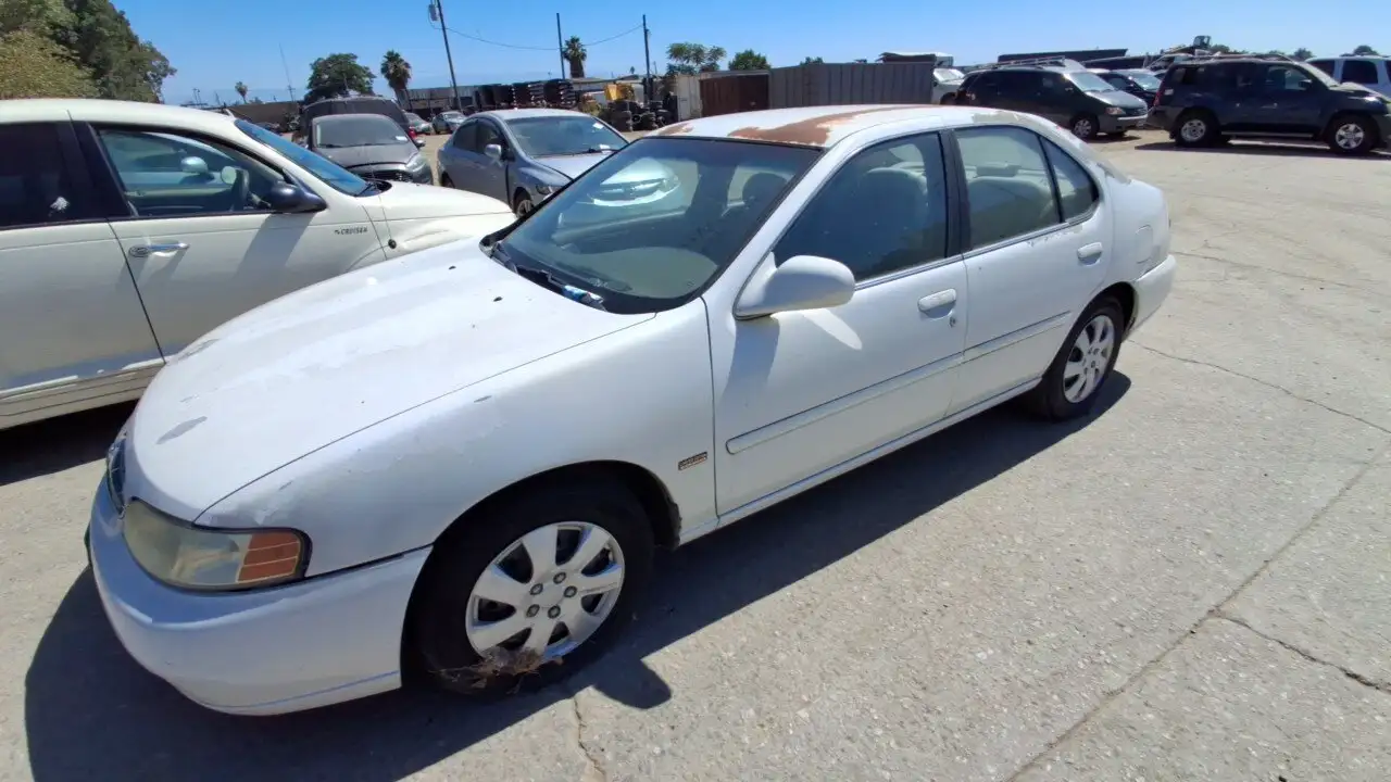 Photo of 2001 Nissan Altima