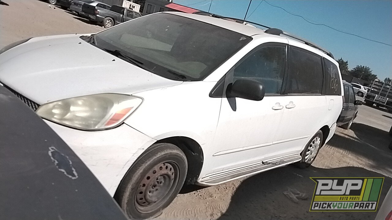 Photo of 2004 Toyota Sienna