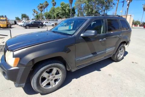 Photo of 2005 Jeep Grand Cherokee