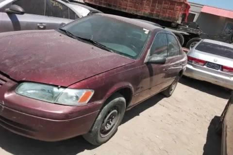 Photo of 1999 Toyota Camry