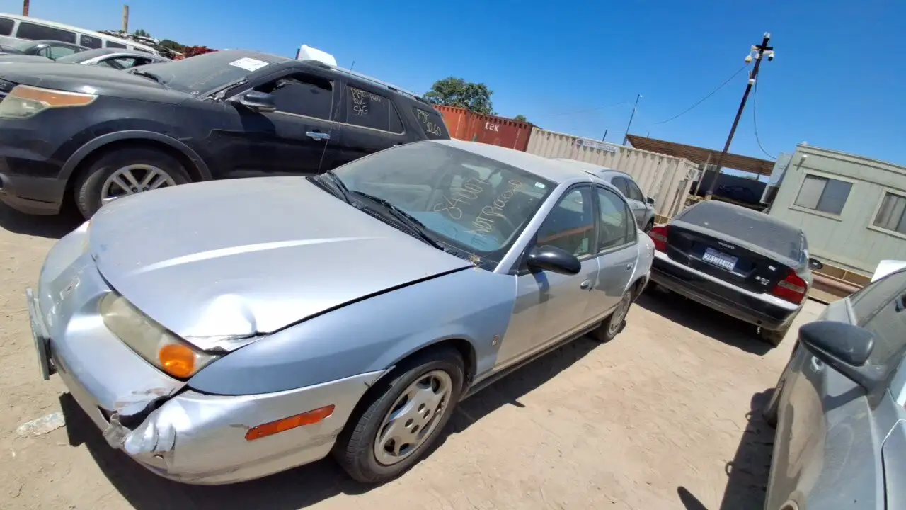 Photo of 2002 Saturn Sl2