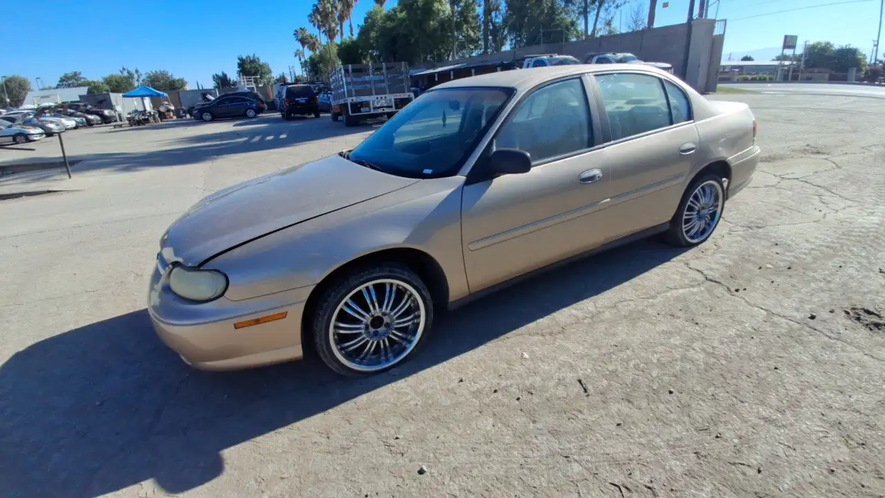 Photo of 2003 Chevrolet Malibu