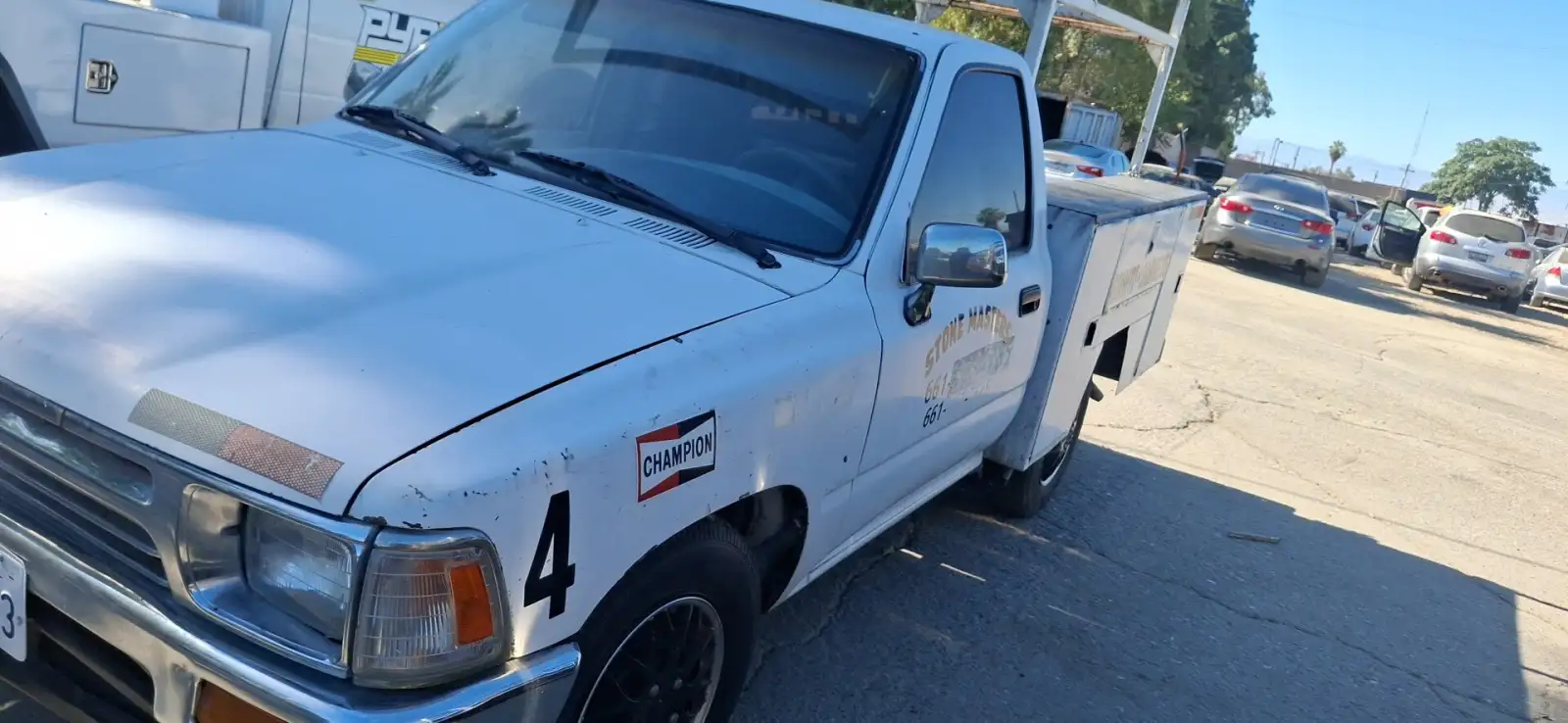 Photo of 1993 Toyota Pickup