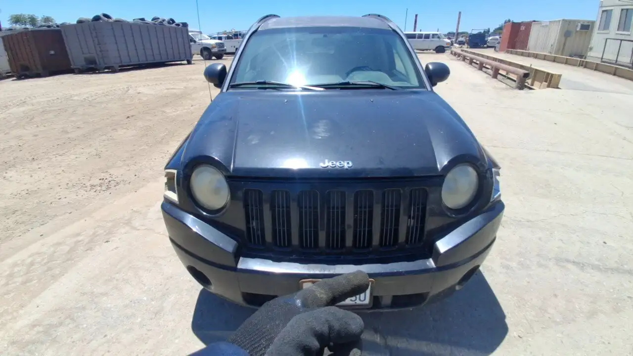 Photo of 2009 Jeep Compass