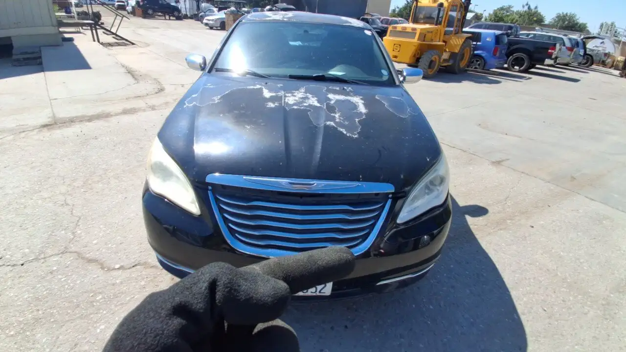Photo of 2013 Chrysler 200