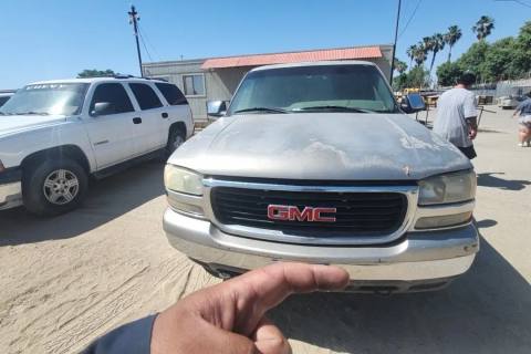Photo of 2002 Gmc Yukon Xl 1500