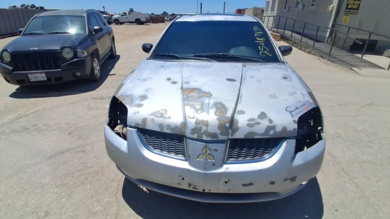 Photo of 2004 Mitsubishi Galant