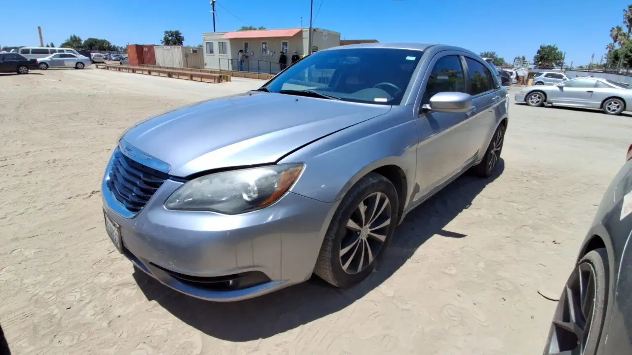 Photo of 2013 Chrysler 200