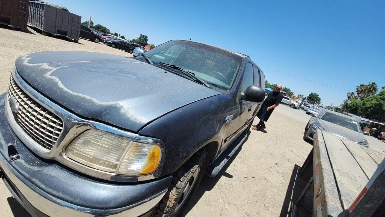 Photo of 2000 Ford Expedition