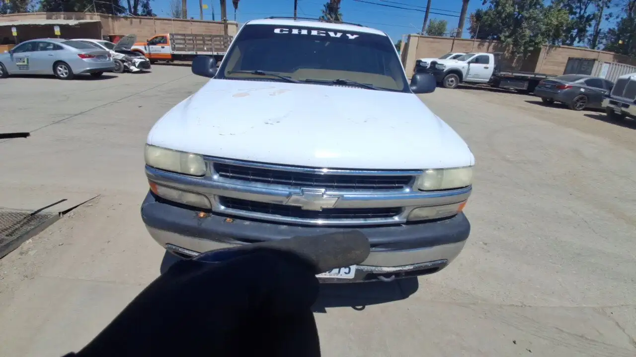 Photo of 2000 Chevrolet Tahoe