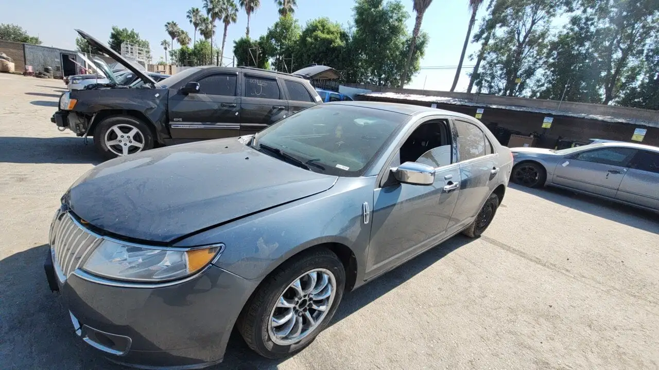 Photo of 2012 Lincoln Mkz