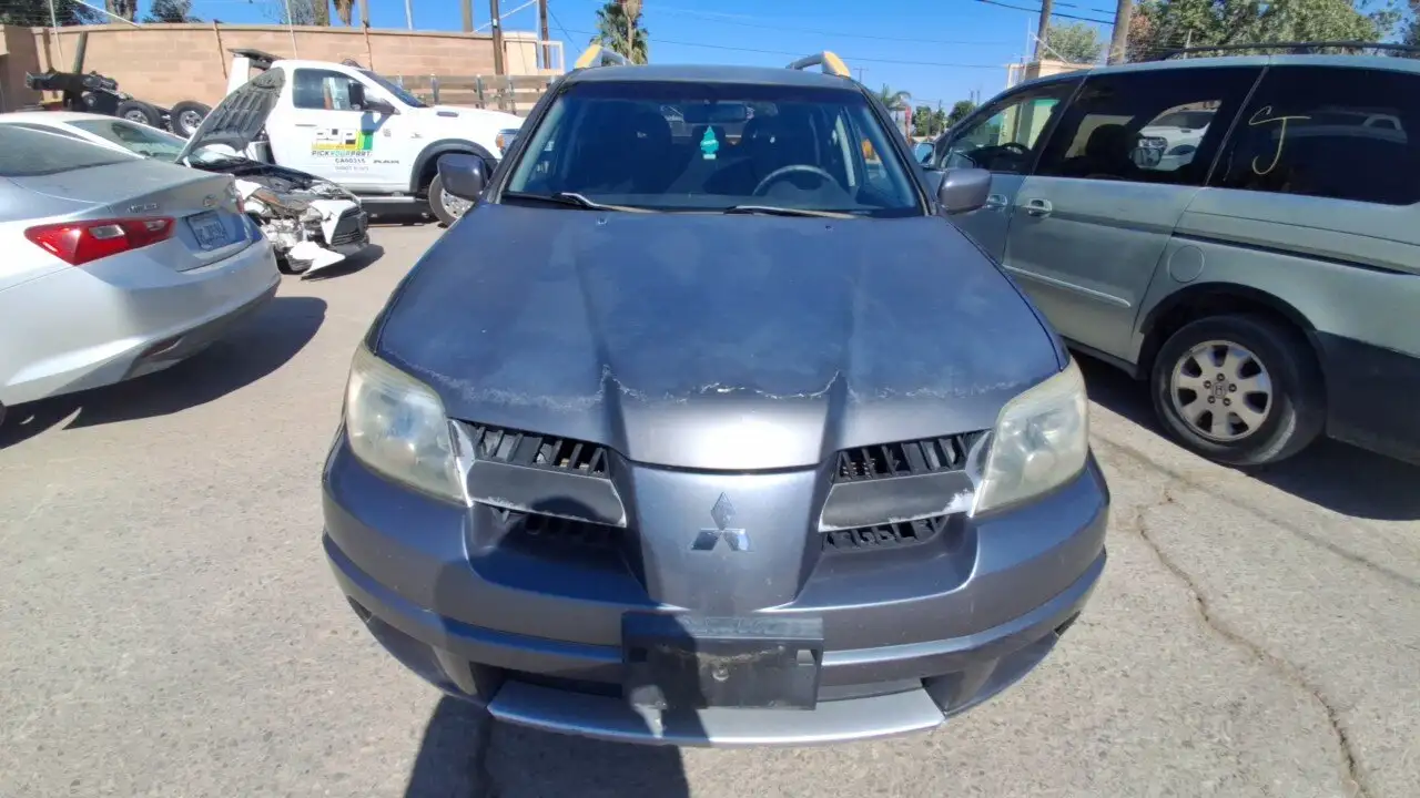 Photo of 2006 Mitsubishi Outlander
