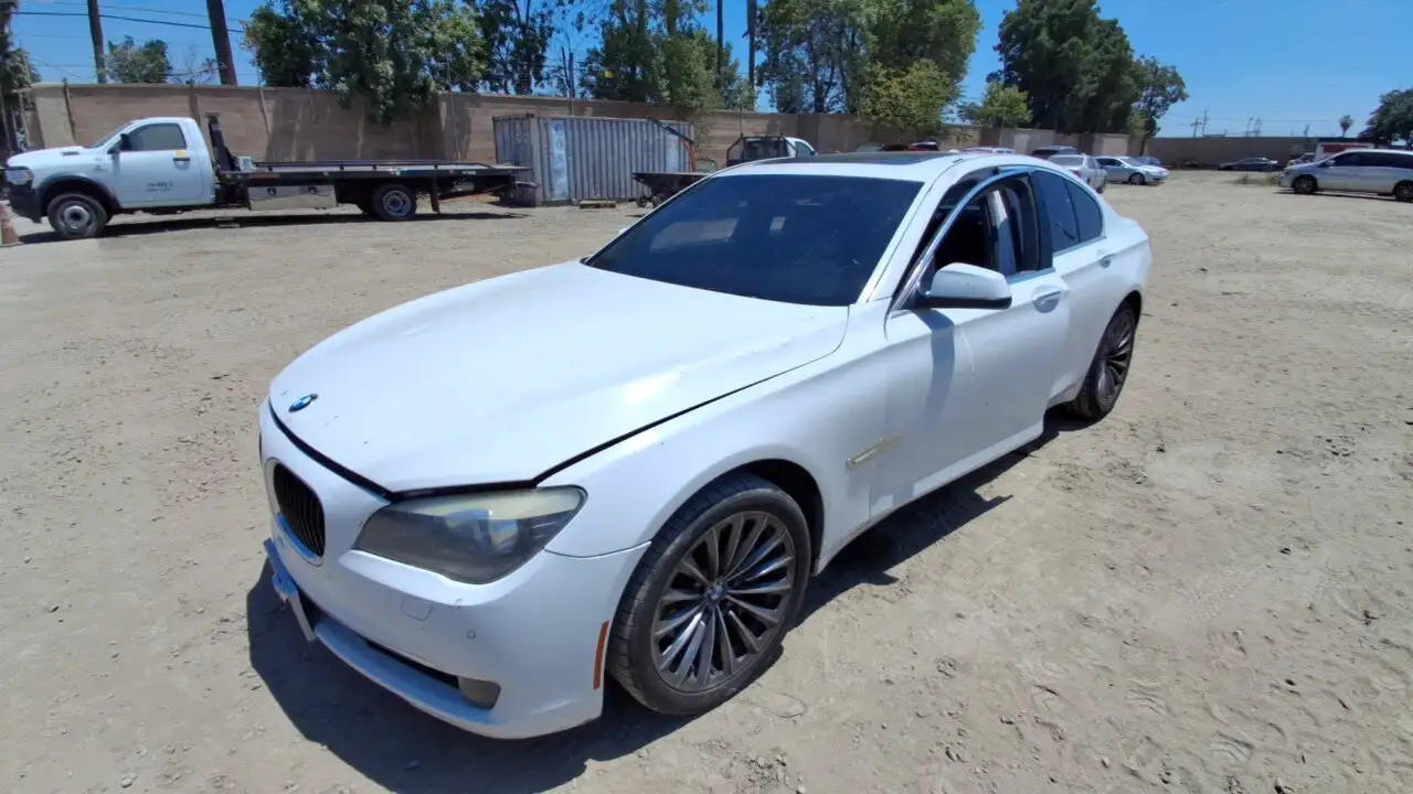 Photo of 2011 Bmw 740I