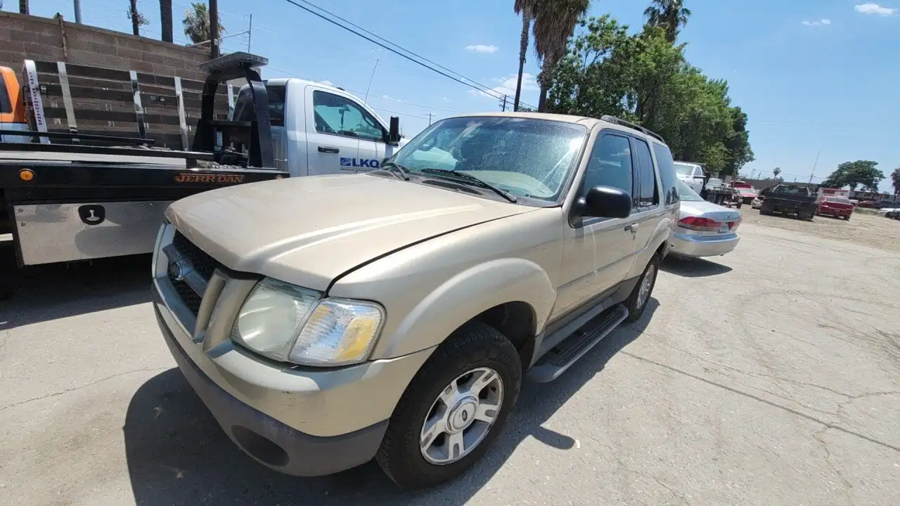 Photo of 2003 Ford Explorer Sport
