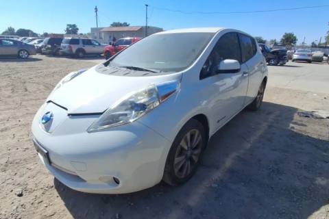Photo of 2016 Nissan Leaf