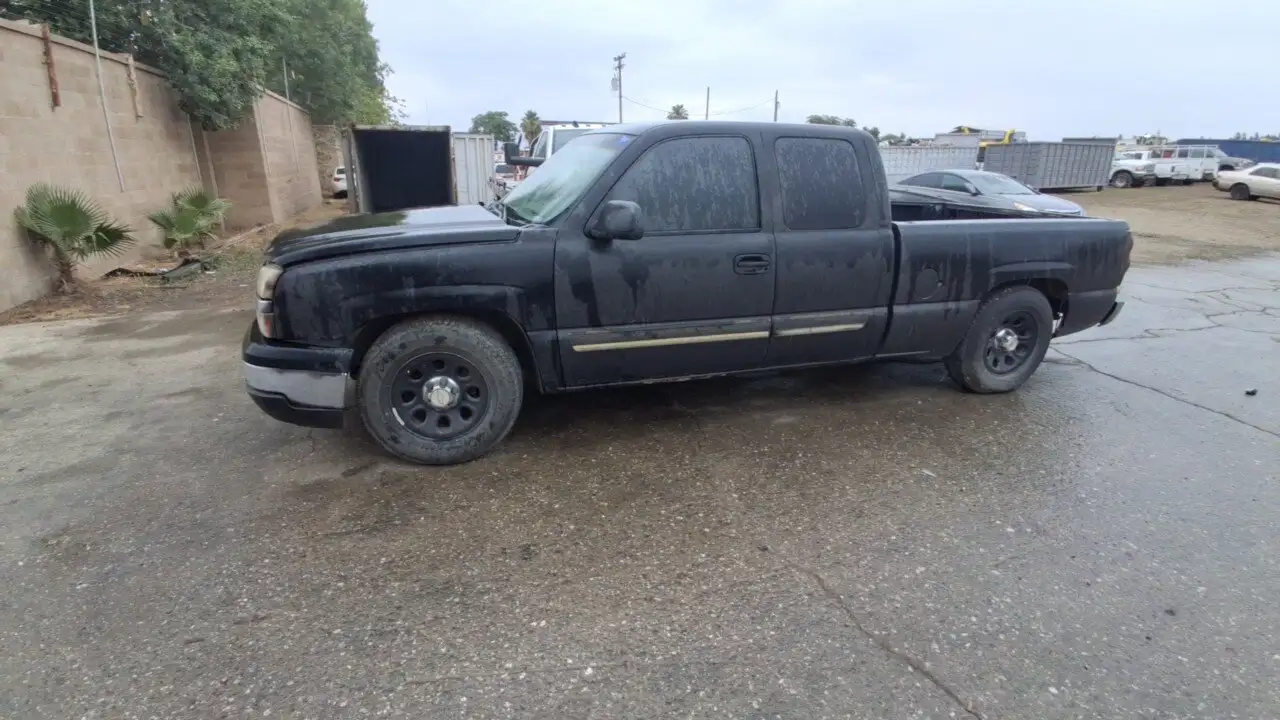 Photo of 2003 Chevrolet Silverado 1500