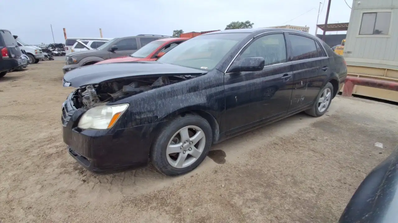 Photo of 2006 Toyota Avalon
