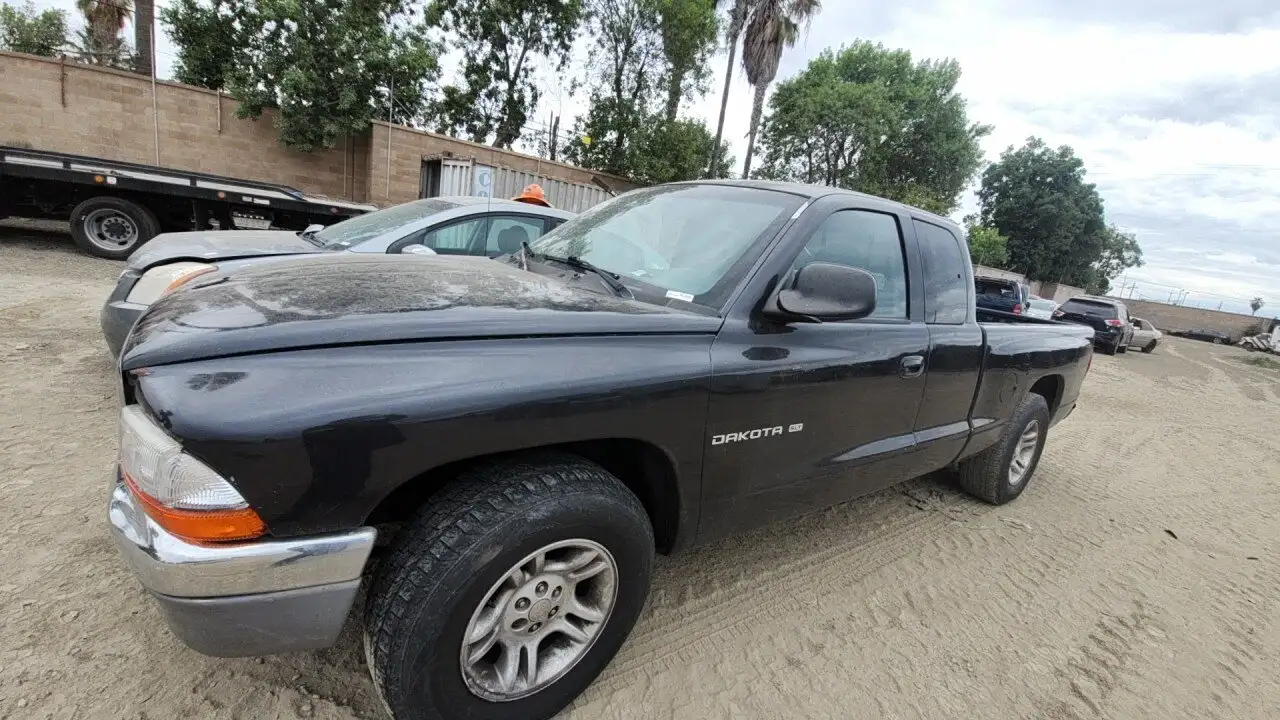 Photo of 2001 Dodge Dakota