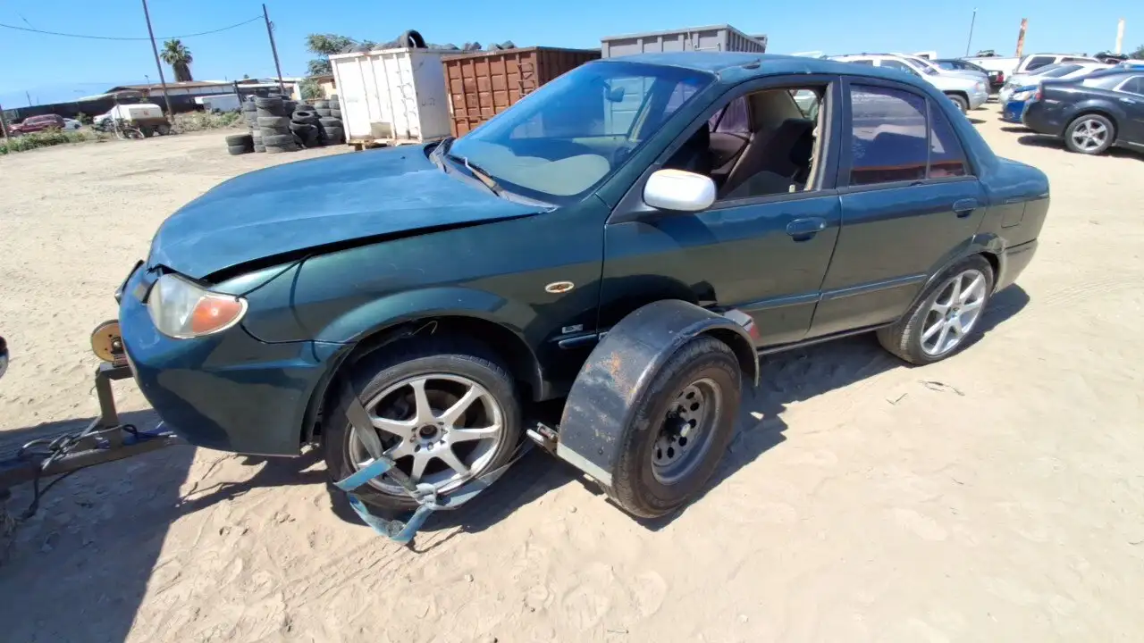Photo of 2002 Mazda Protege