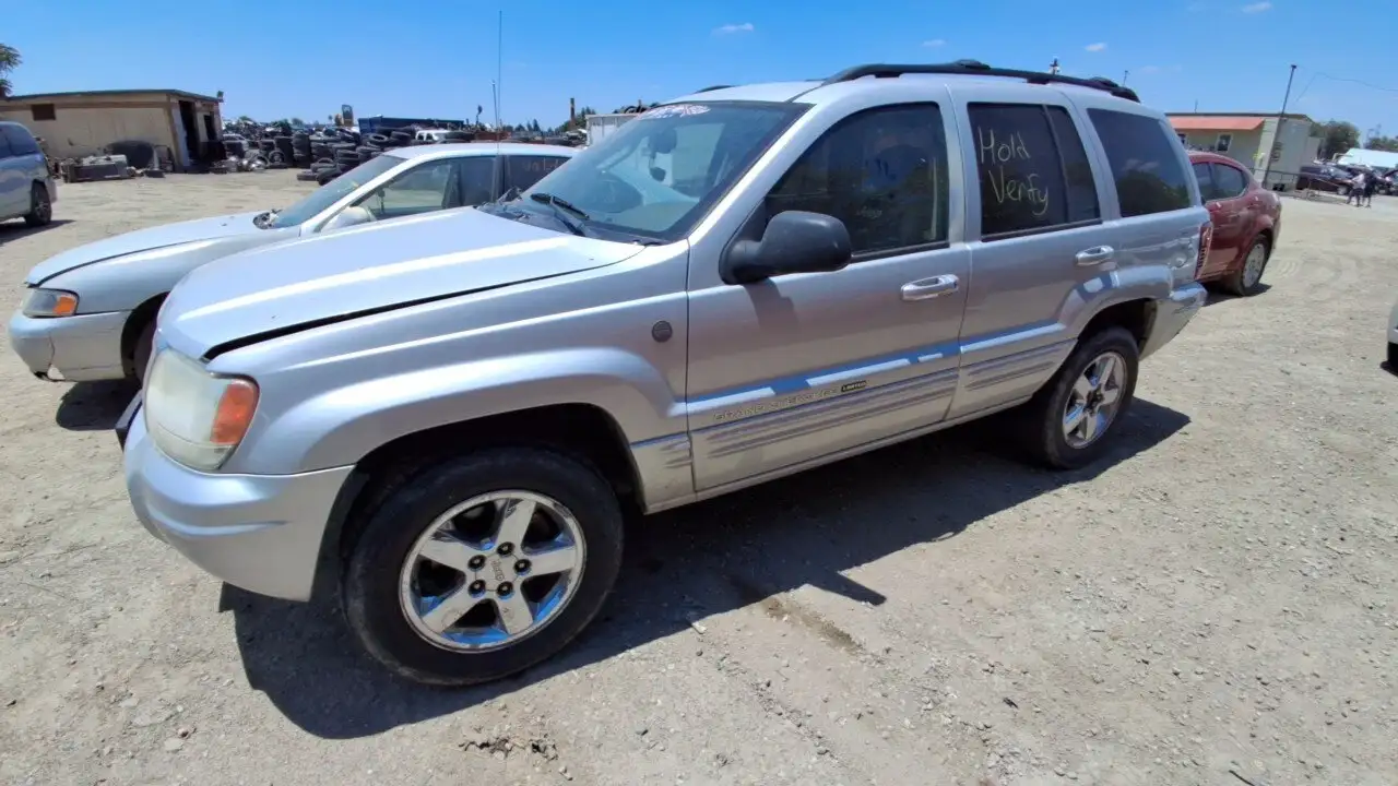 Photo of 2004 Jeep Grand Cherokee