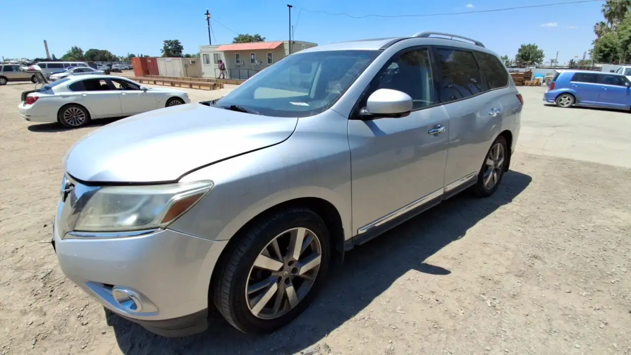 Photo of 2014 Nissan Pathfinder