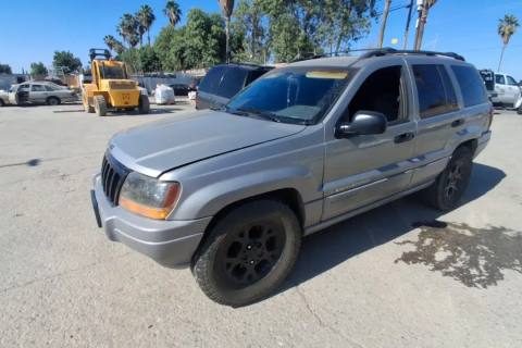 Photo of 2000 Jeep Grand Cherokee