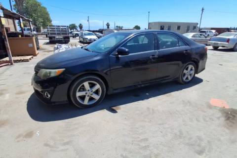 Photo of 2014 Toyota Camry