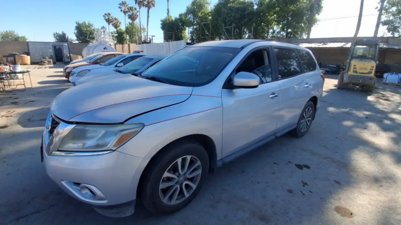 Photo of 2014 Nissan Pathfinder