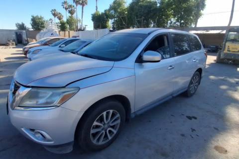 Photo of 2014 Nissan Pathfinder