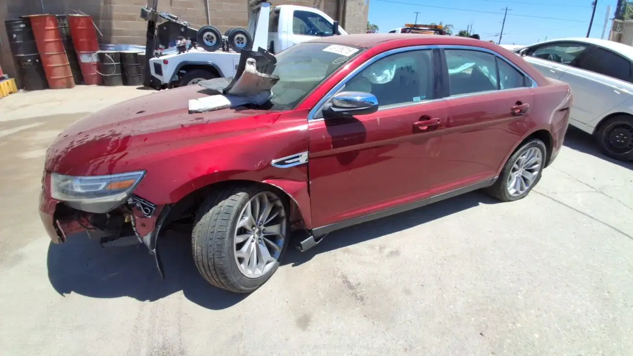 Photo of 2015 Ford Taurus
