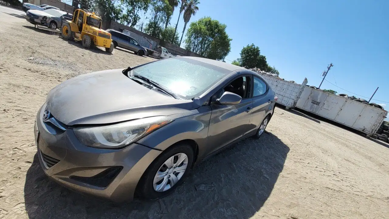 Photo of 2016 Hyundai Elantra