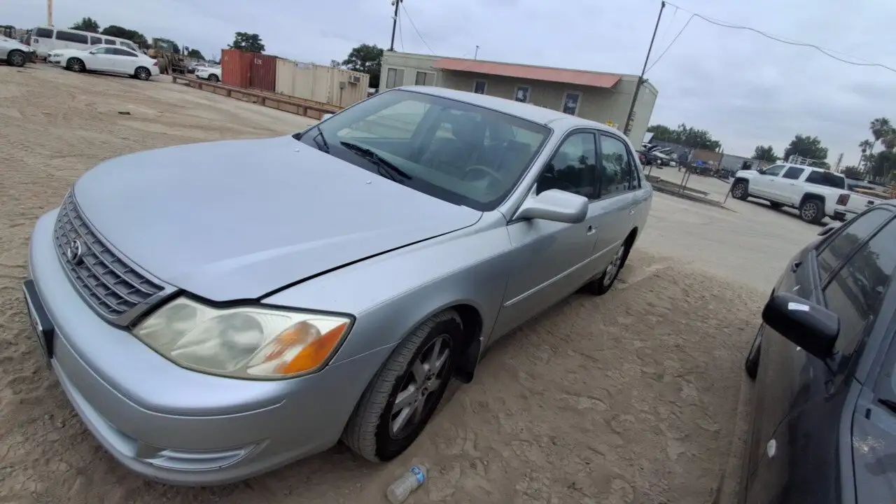 Photo of 2003 Toyota Avalon