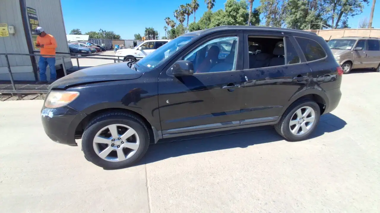Photo of 2008 Hyundai Santa Fe
